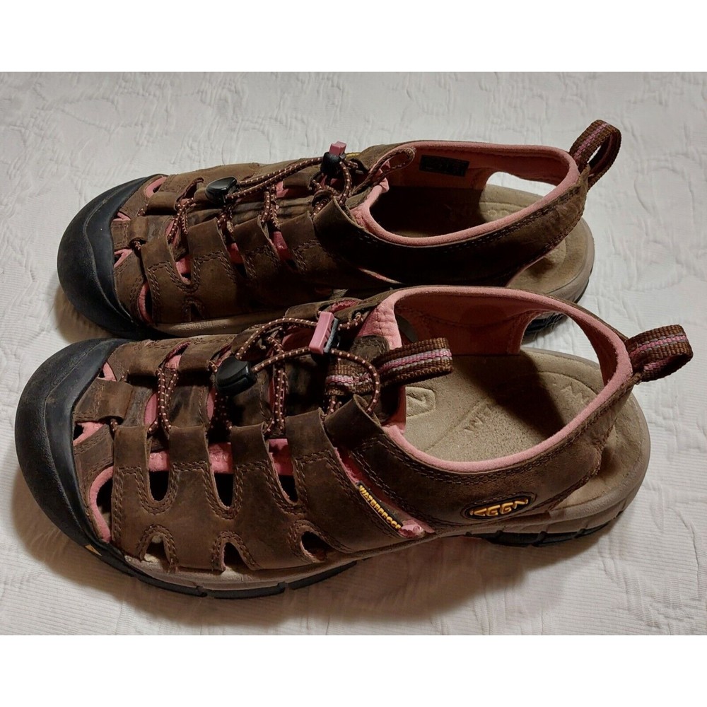 KEEN Sandals Women's 8.5 W ,washable, Waterproof, Leather Comfort. - Picture 2 of 8